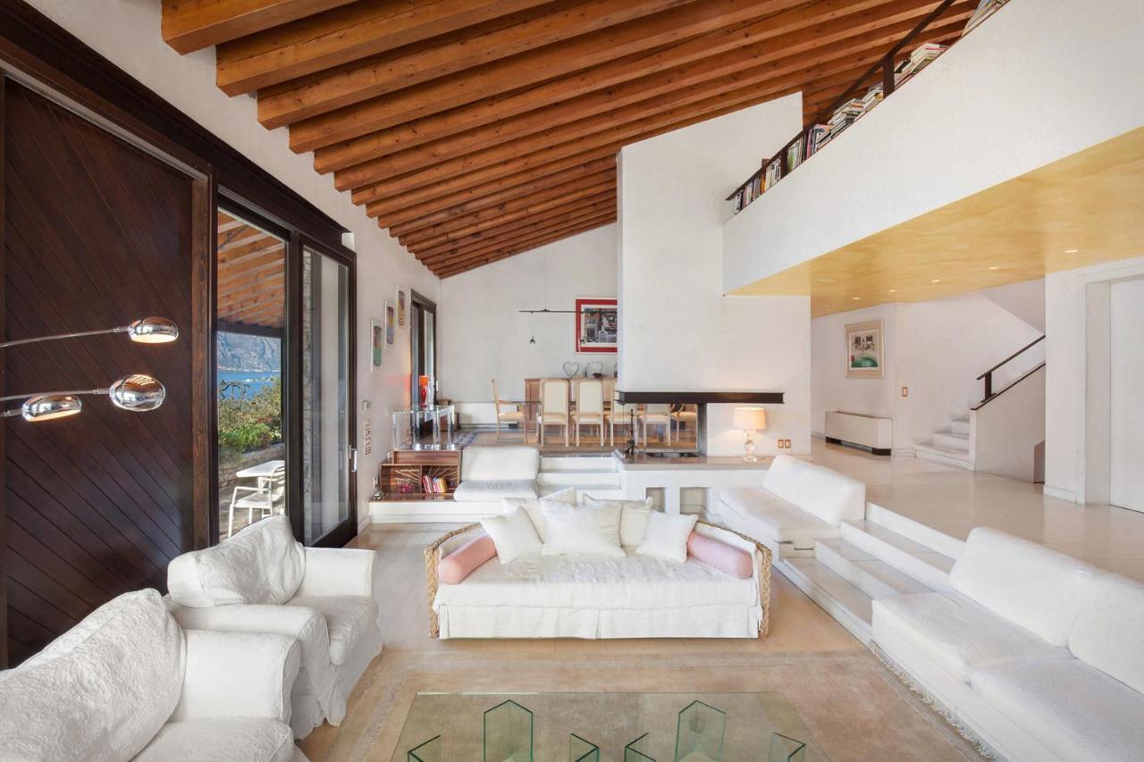 Villa Dismero-Un Oasi Di Lusso E Privacy ブレンゾーネ エクステリア 写真