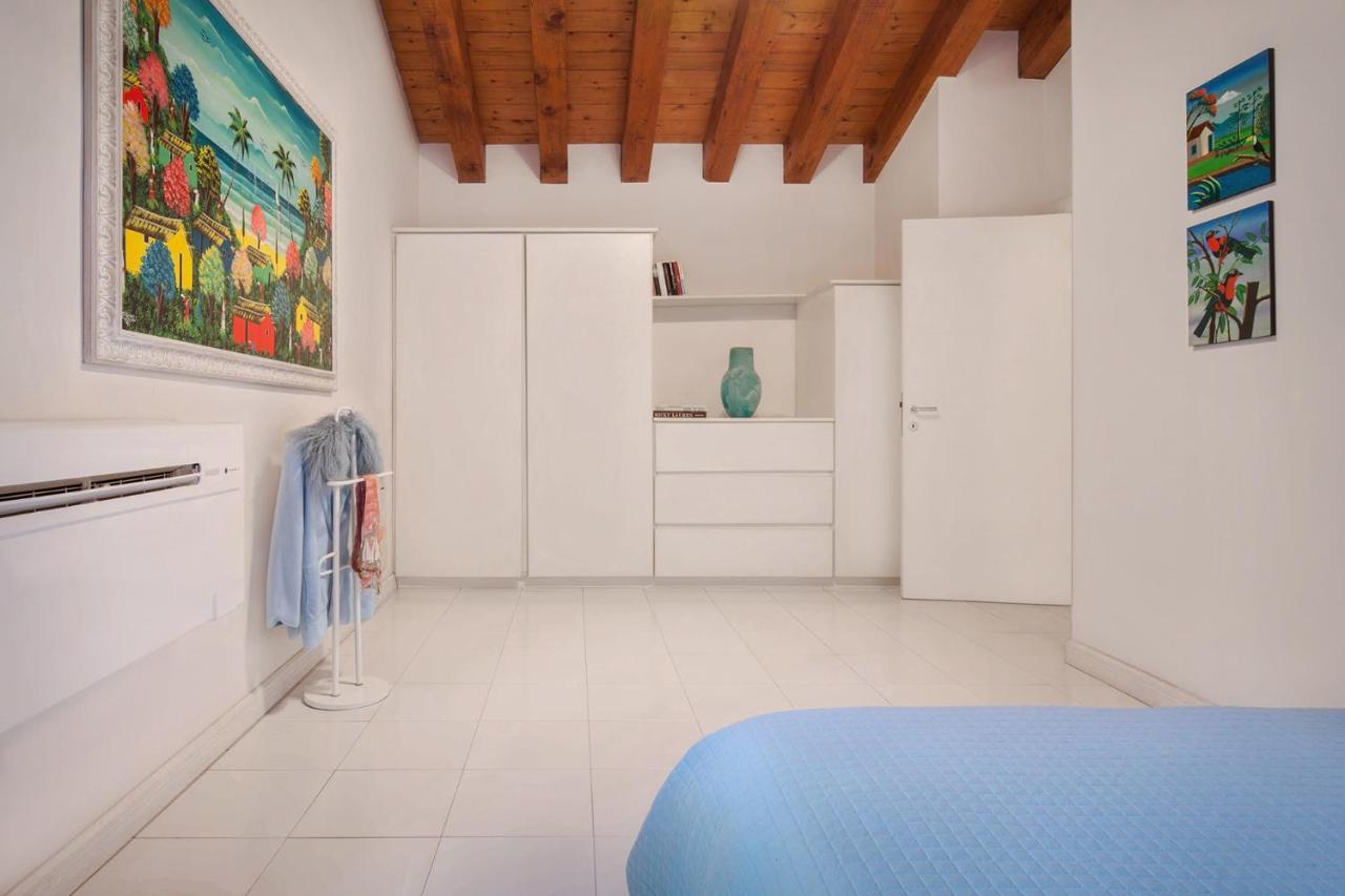 Villa Dismero-Un Oasi Di Lusso E Privacy ブレンゾーネ エクステリア 写真